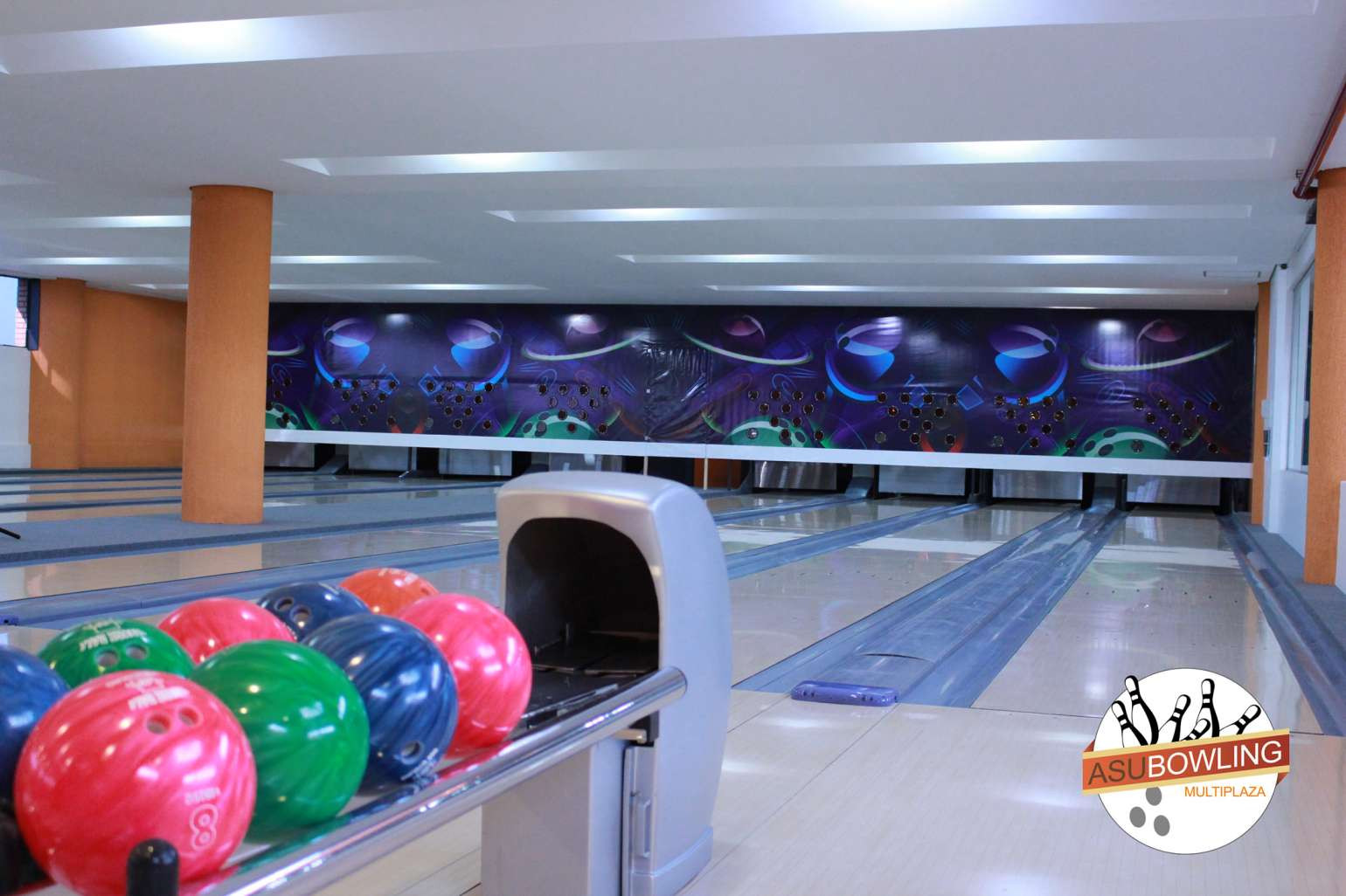 bowling-multiplaza-juego-entretenimiento-shopping